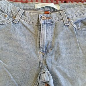 Mossimo sz 7 low-rise boot cut jeans